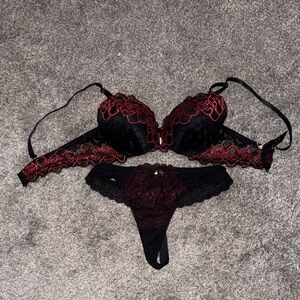 Black & Red Lace Push-Up Bra and Thong Set